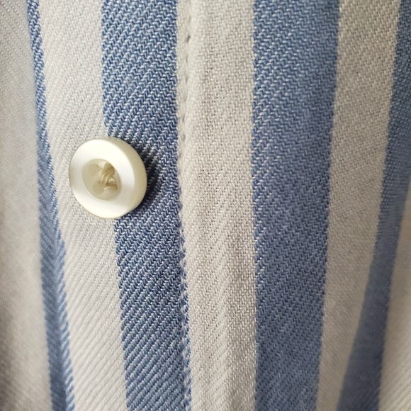 NWT Hollister Long Sleeve Striped Button-Down Cold Shoulder S Straps XS - Picture 3 of 6